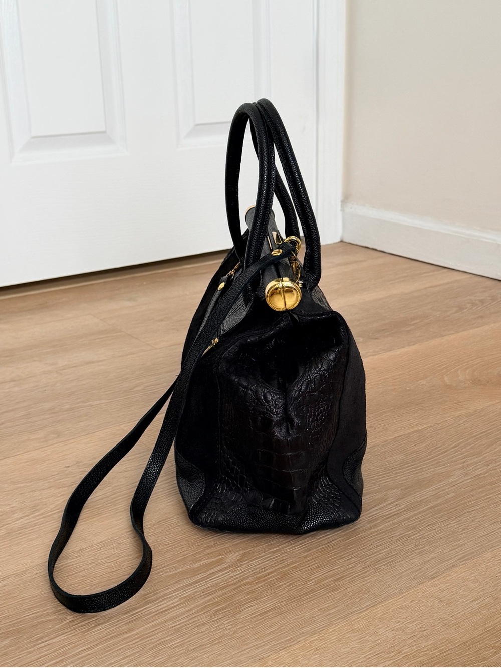 Italy Made Genuine Leather Croc Embossed Satchel Bag Suede Lock Crossbody Large - Picture 6 of 12